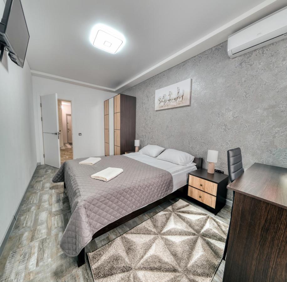 Apartments Kiev Exterior photo