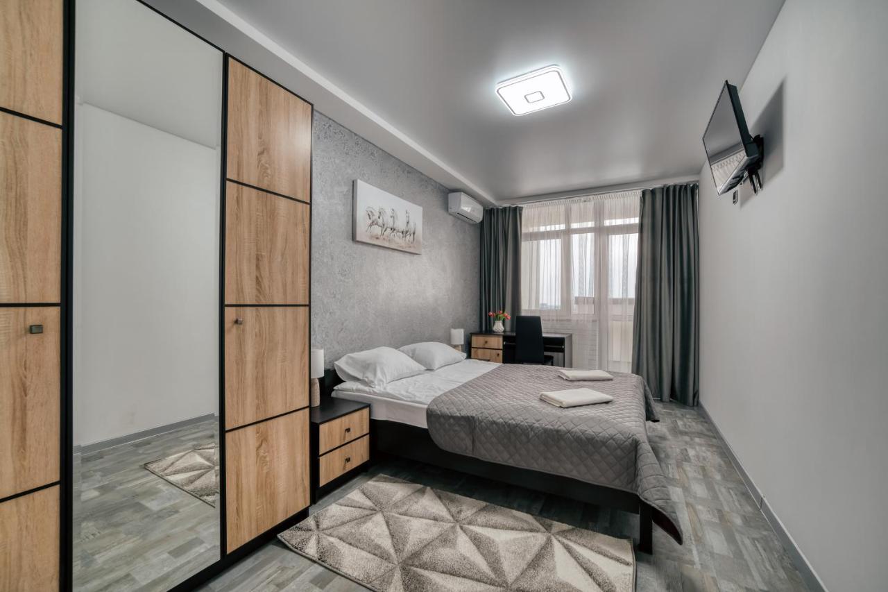 Apartments Kiev Exterior photo
